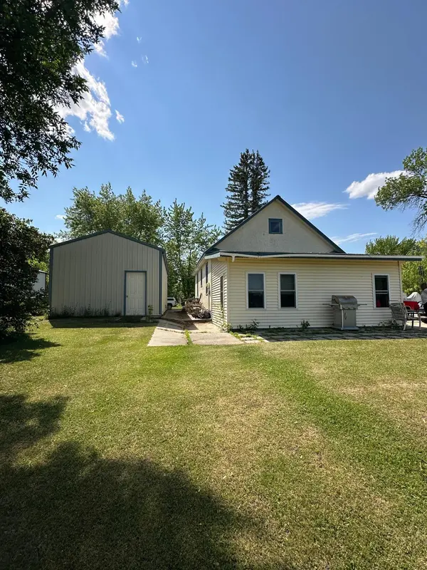 502 1st AVE SE, Baudette, MN 56623