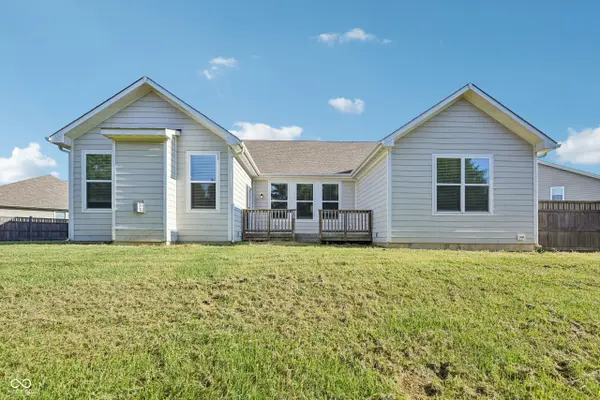 21323 Wharfdale DR, Noblesville, IN 46062