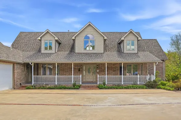 624 S Wood Haven RD, Nixa, MO 65714