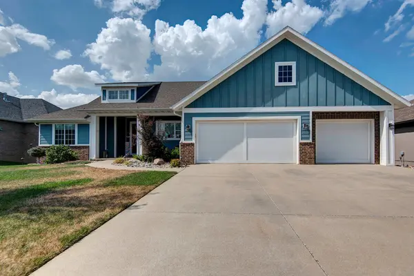 707 N Fox Hill CIR, Nixa, MO 65714