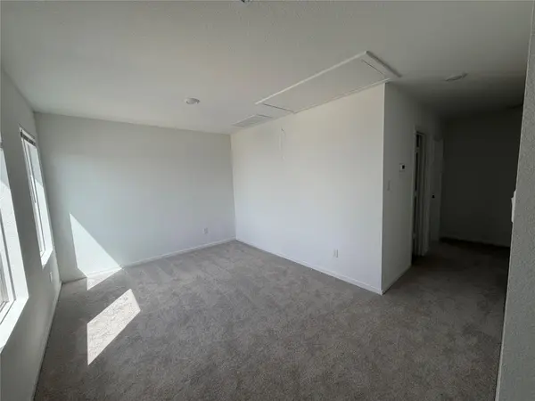 152 Twins TRL, Hutto, TX 78634