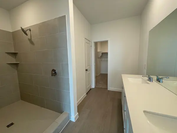 417 Sormonne LOOP, Kyle, TX 78640