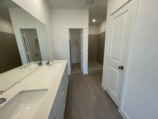 393 Sormonne LOOP, Kyle, TX 78640
