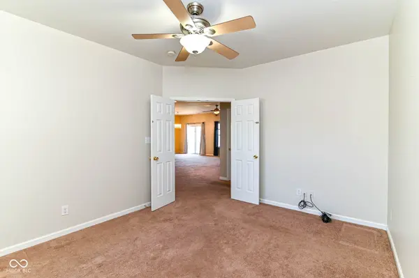 9545 Lorton CIR, Indianapolis, IN 46239