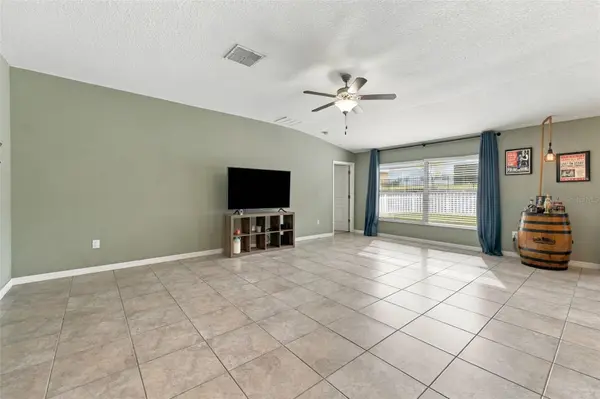 6645 WAGON TRAIL ST, Zephyrhills, FL 33541