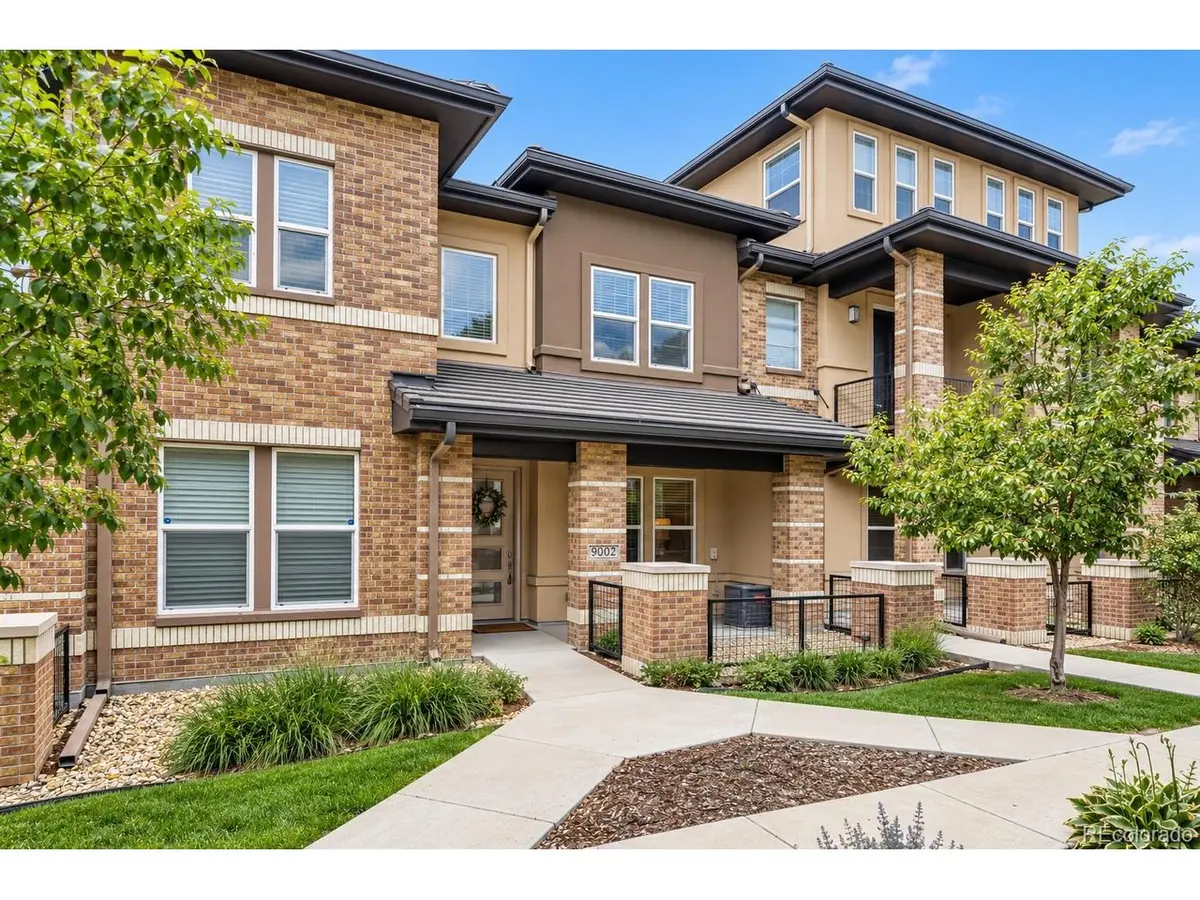 9002 E Caley, Englewood, CO 80111