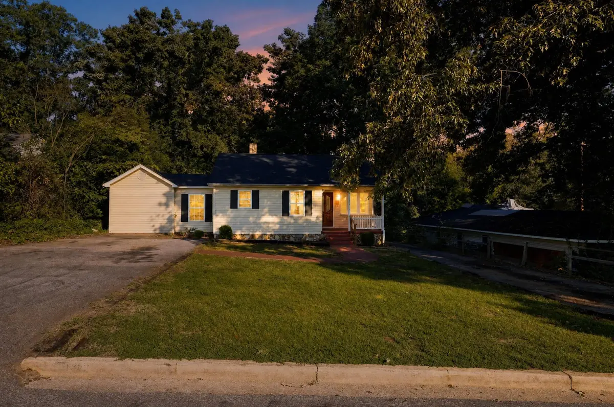 102 Overbrook CIR, Spartanburg, SC 29306