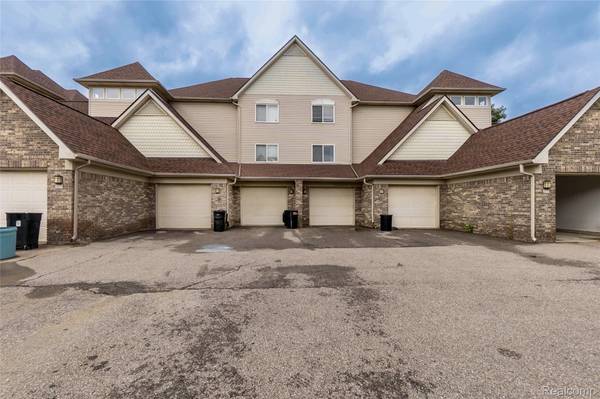 871 Brandon AVE #21, Pontiac, MI 48340