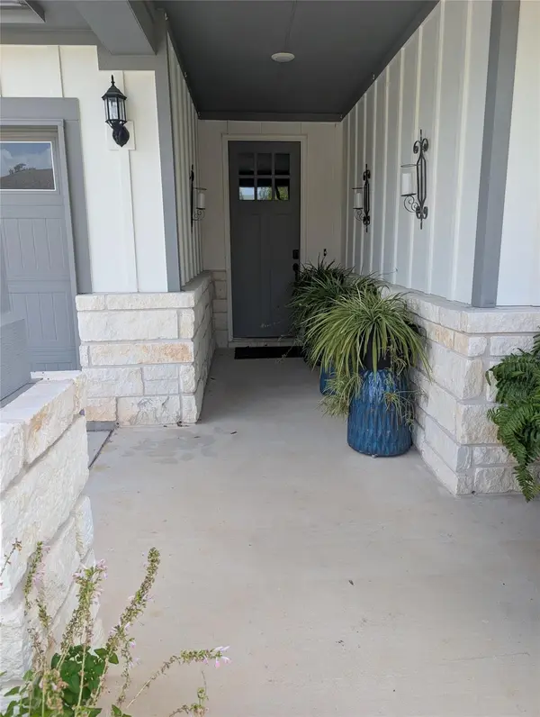 336 Kitty Hawk RD, Georgetown, TX 78633