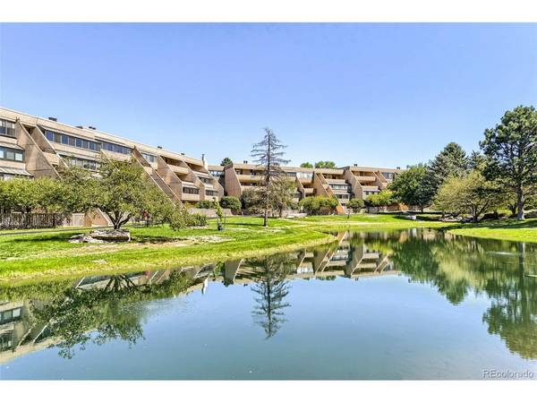 7000 E Quincy #414, Denver, CO 80237