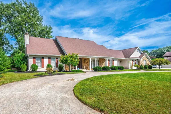 3900 N Vienna Woods DR, Muncie, IN 47304