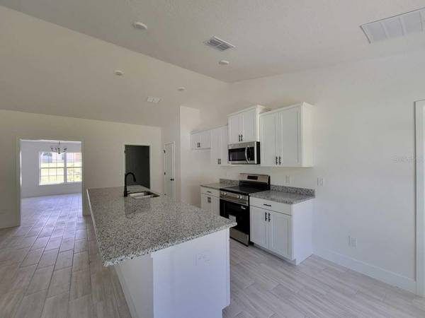 14578 SW 69TH COURT RD, Ocala, FL 34473