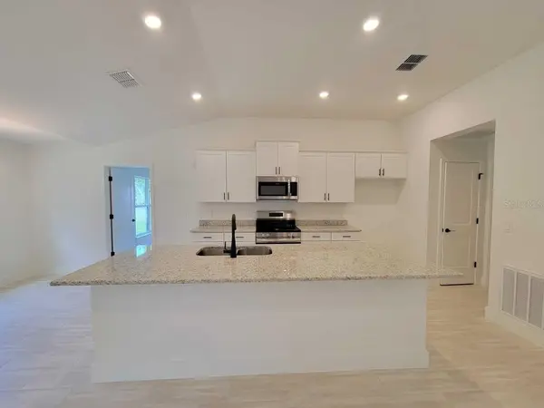 14590 SW 69TH COURT RD, Ocala, FL 34473