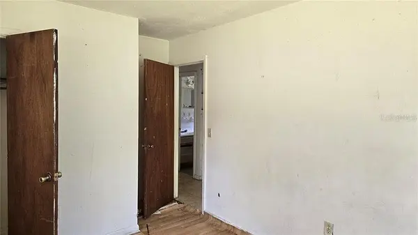 6404 SW 9TH AVE, Ocala, FL 34471