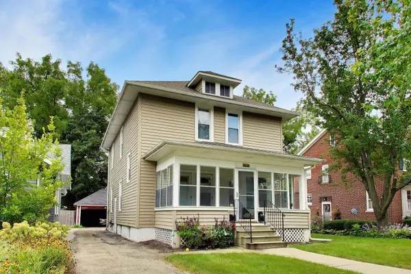 120 COMMONWEALTH DR #2, Aurora, IL 60506