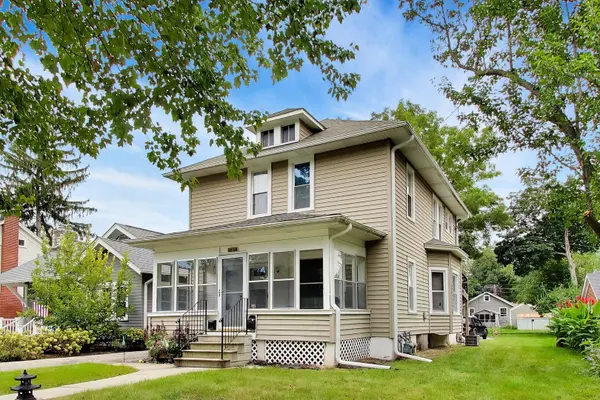 120 COMMONWEALTH DR #2, Aurora, IL 60506
