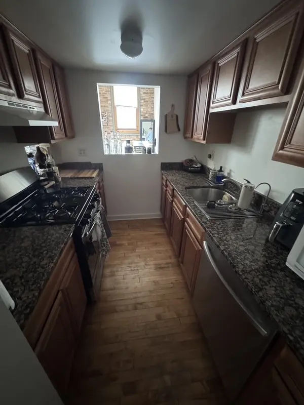 1114 W Belmont AVE #2, Chicago, IL 60657