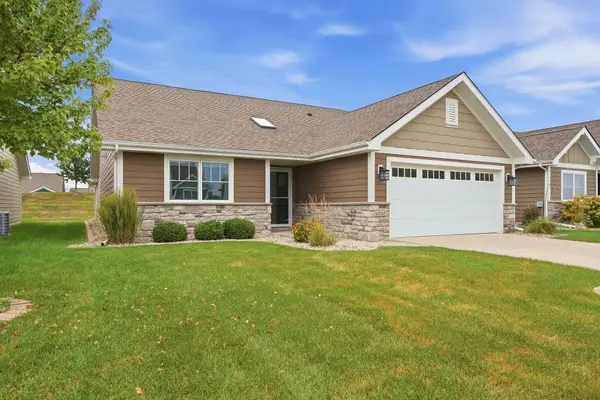 10532 Juniper LN, St. John, IN 46373