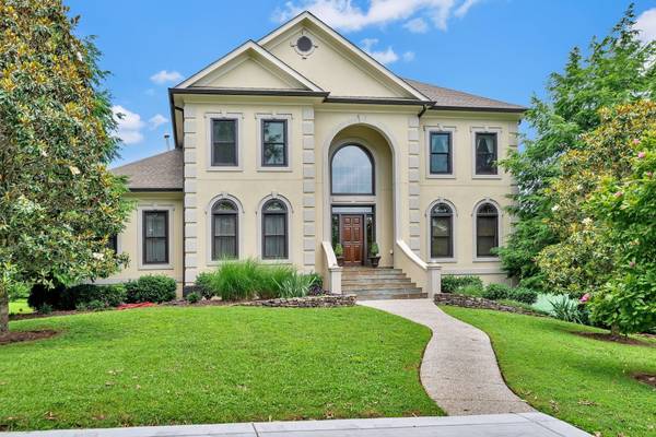 749 Adkisson Ln, Nashville, TN 37205