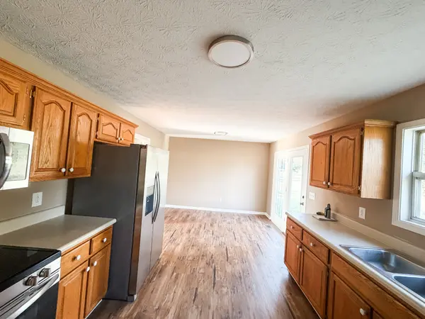 3112 Academy Rd, Portland, TN 37148