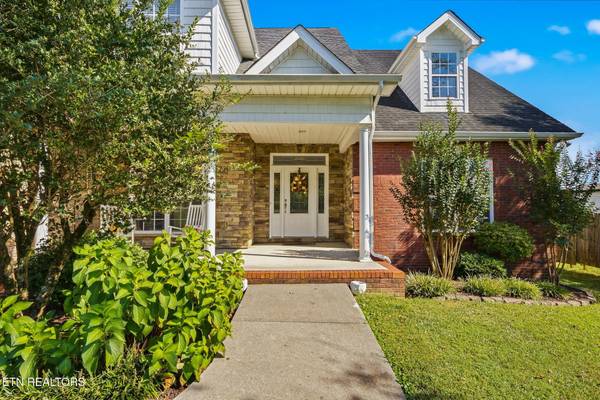 622 Pleasant Hill Rd, Maryville, TN 37803