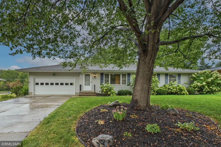2728 Sunset LN, Burnsville, MN 55337