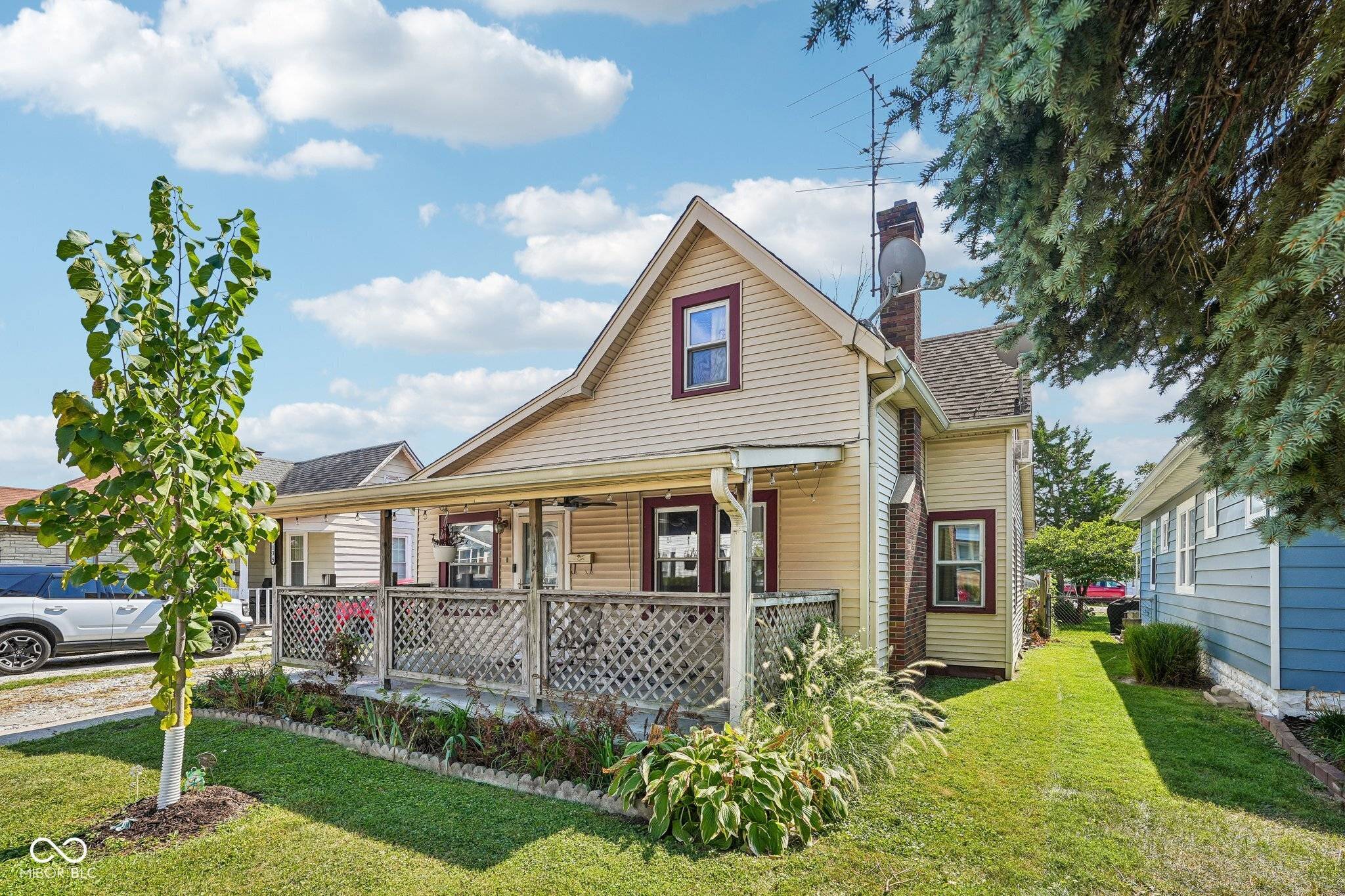 5135 E Saint Clair ST, Indianapolis, IN 46219