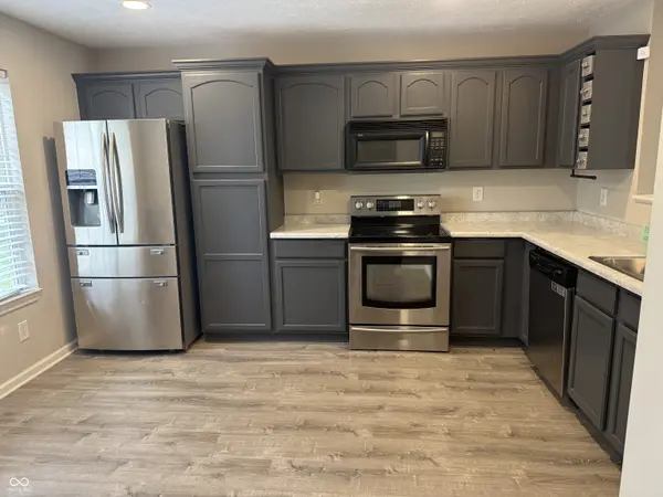 1394 Valley Forge DR, Indianapolis, IN 46234