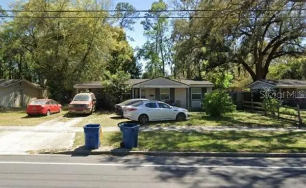 1838 LEONID RD, Jacksonville, FL 32218