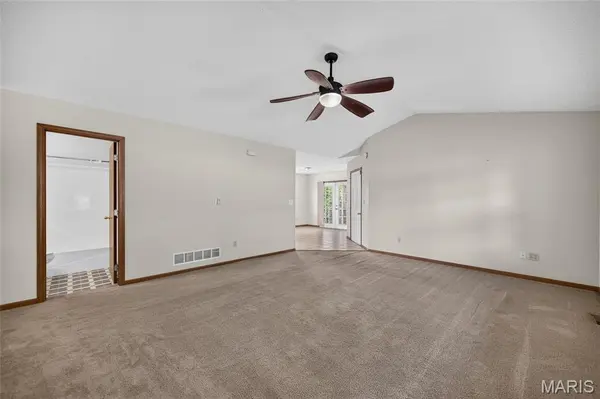 22335 Target RD, St Robert, MO 65584
