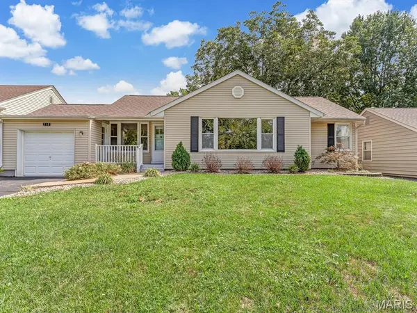 218 W Liberty ST, Columbia, IL 62236