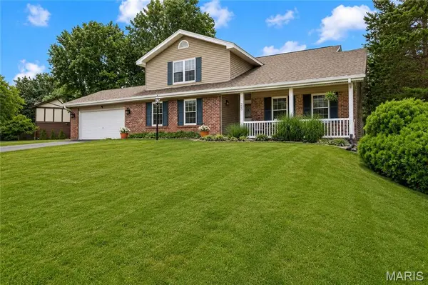25 Vicksburg STA, St Charles, MO 63303