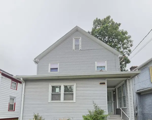 214 Franklin ST #1, Waukegan, IL 60085