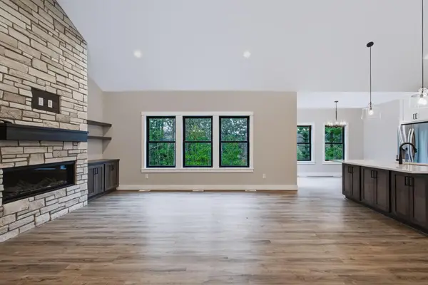 1189 60th Street, Hudson, WI 54016
