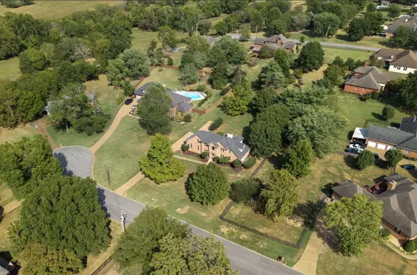 2202 Chadwick Ct, Mount Juliet, TN 37122