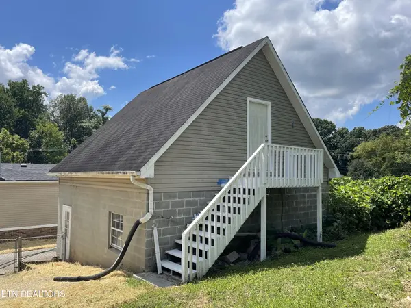 258 Old Tacora Hills Rd, Clinton, TN 37716