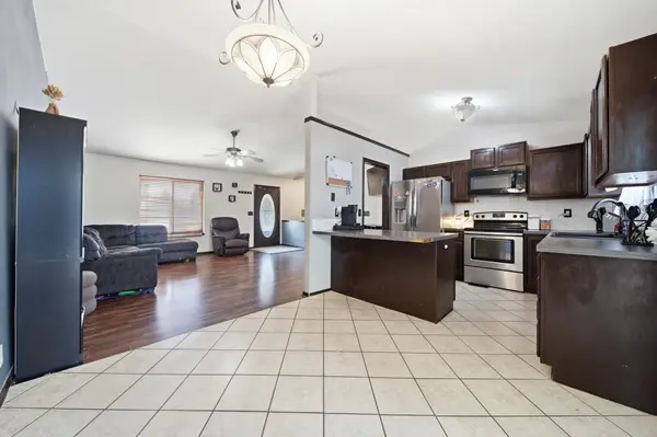 1607 S Lark Ct, Wichita, KS 67209