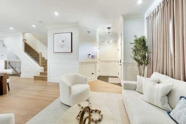 700 E 46th ST, Chicago, IL 60653