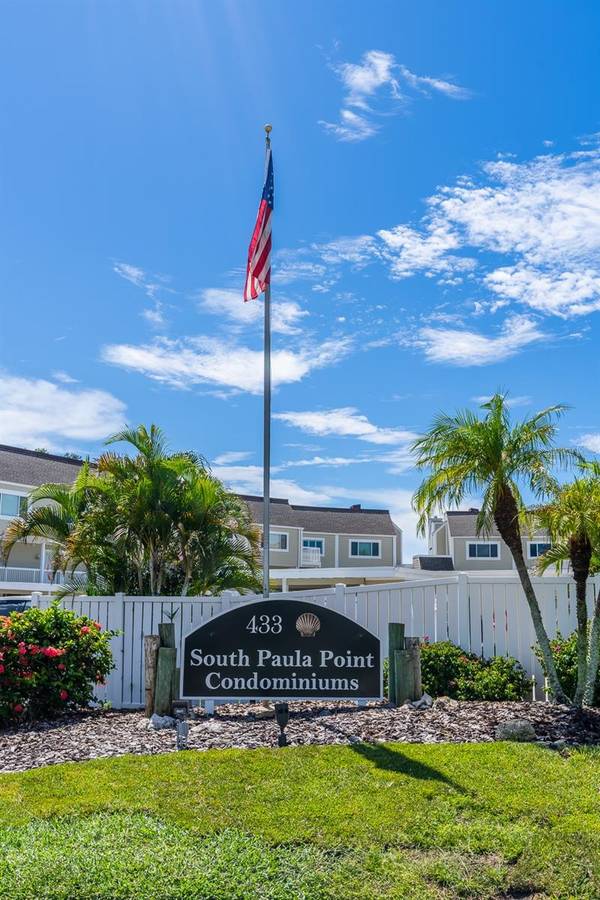 433 S PAULA DR #21, Dunedin, FL, 34698 photo 68