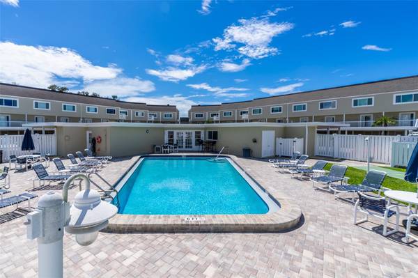 433 S PAULA DR #21, Dunedin, FL, 34698 photo 3