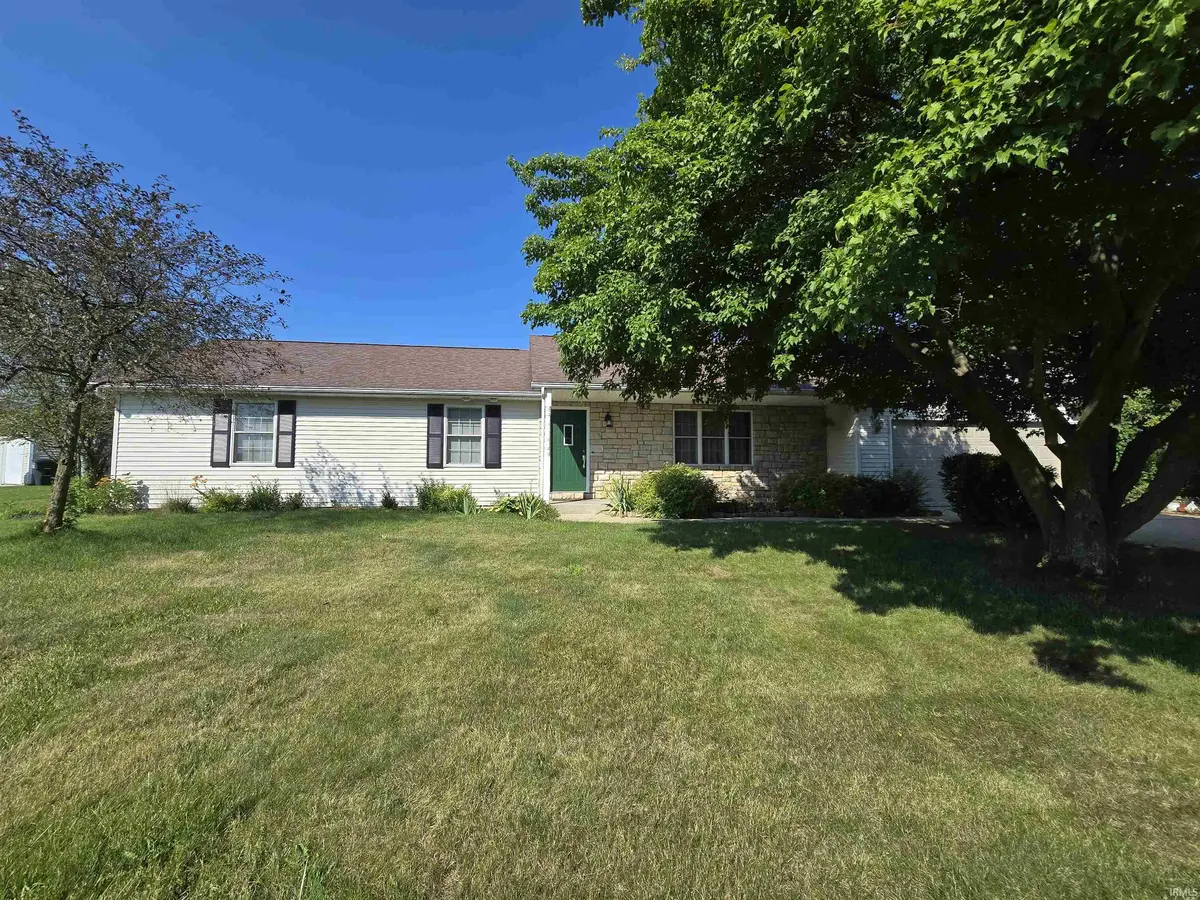 67600 Alesha WAY, Millersburg, IN 46543-9479