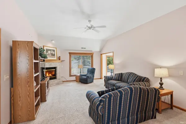 2617 Sugar Tree DR, Fort Wayne, IN 46818