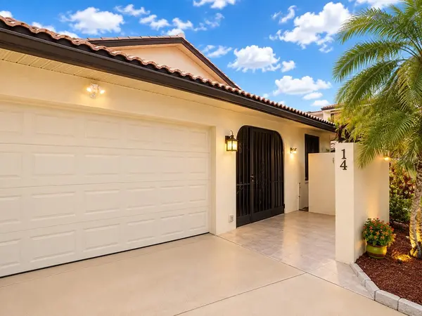 14 IDLE SANDS DR, Venice, FL 34293