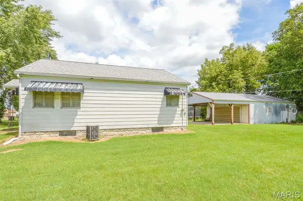 620 N 3rd ST, Dupo, IL 62239