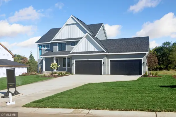 5803 S Century RDG S, Woodbury, MN 55129