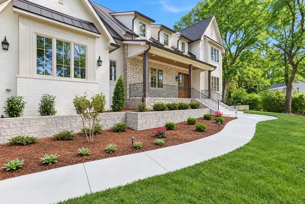 9016 Hood Pl, Brentwood, TN 37027