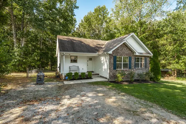 1028 Chris Dr, Portland, TN 37148