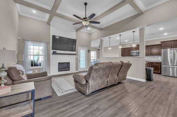 510 Shutes Folley Ln, Clarksville, TN 37042