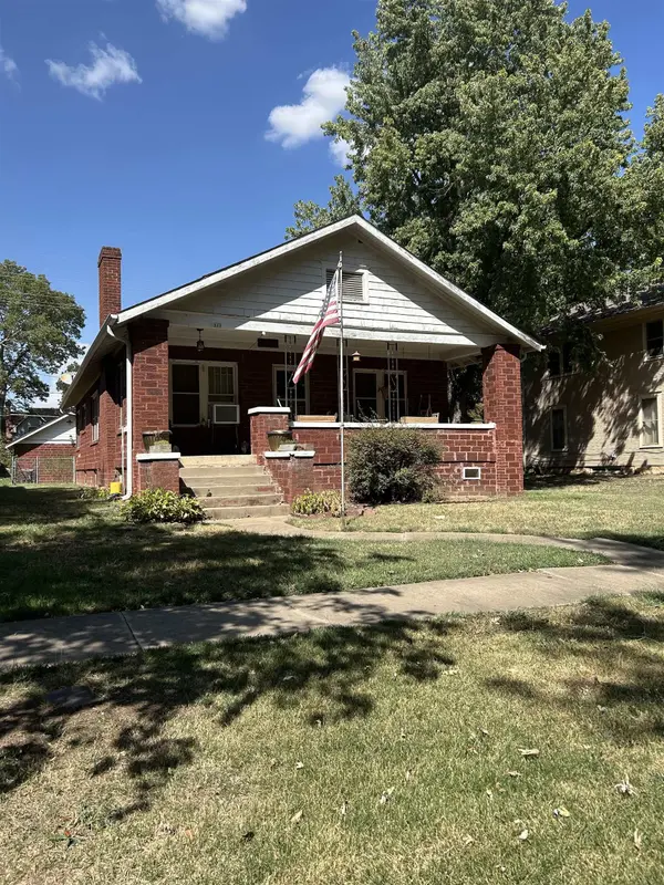 512 E 12th, Winfield, KS 67156