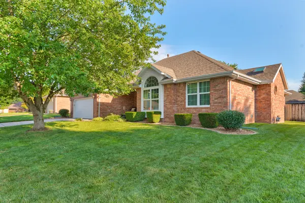 4668 S Warren RD, Springfield, MO 65810